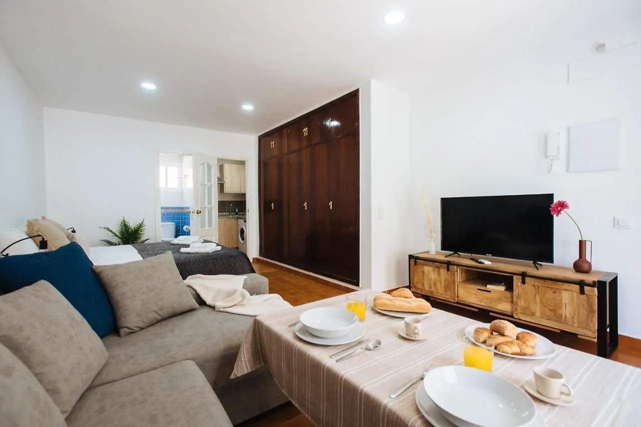 Sah23 Beautiful Studio In The Center Sevilla 0*,  Spanje